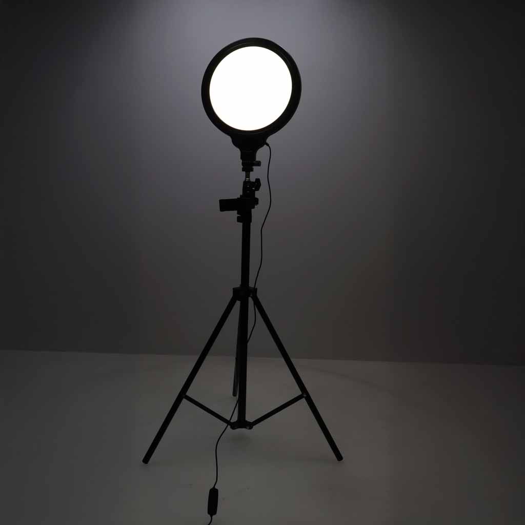 Lampa-pierscieniowa-do-selfie-LED-na-statywie-189508